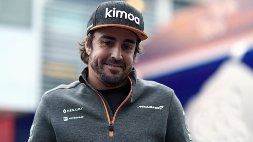 Fernando Alonso correrá para Aston Martin en la próxima temporada de F1