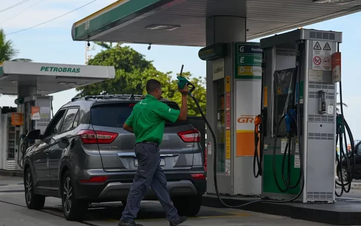Petrobras reducirá el precio de combustibles por tercera vez en menos de un mes