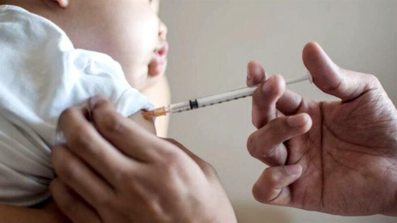Que vacunas deben tener los niños para el ingreso escolar