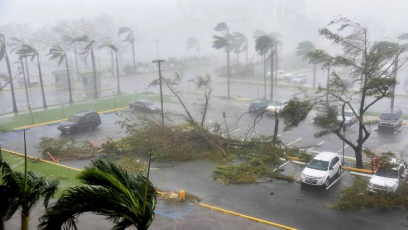 El huracán Fiona aumenta su potencia a categoría 3 y avanza sobre las islas Turcas y Caicos