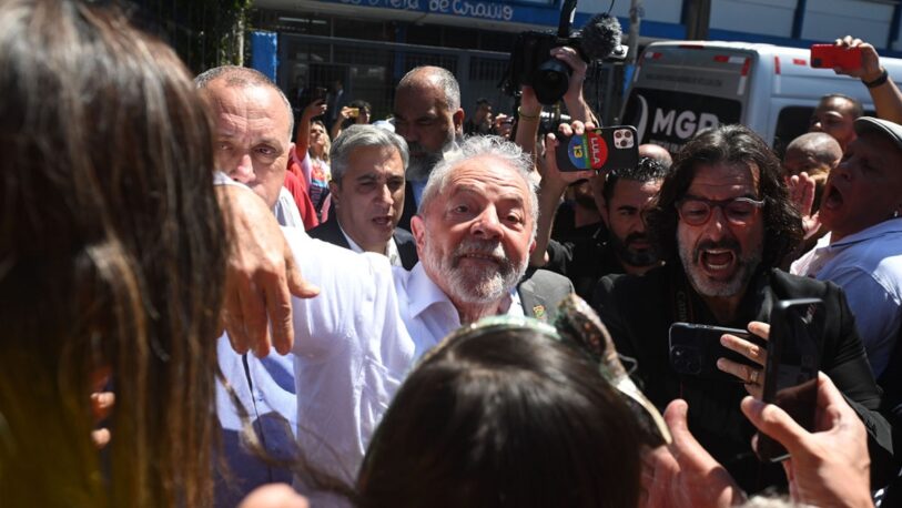 Balotaje en Brasil 2022: Lula votó en San Pablo