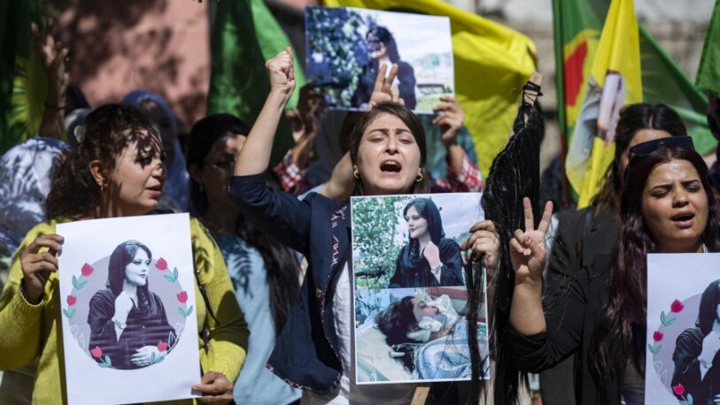 Irán impone la pena de muerte, el miedo y múltiples violaciones a los derechos humanos para oprimir la protesta social