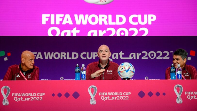 La FIFA no publicará los audios del VAR en Qatar 2022