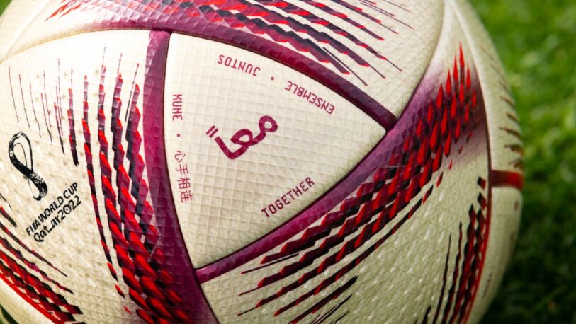 Presentaron a Al HiIm, la pelota que se usará en las semifinales y en la final de Qatar 2022