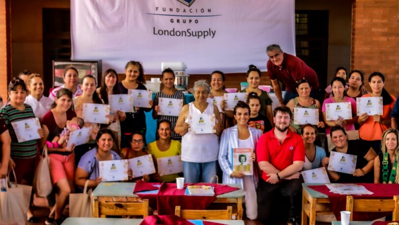Puerto Iguazú: Familias recibieron capacitación en gastronomía