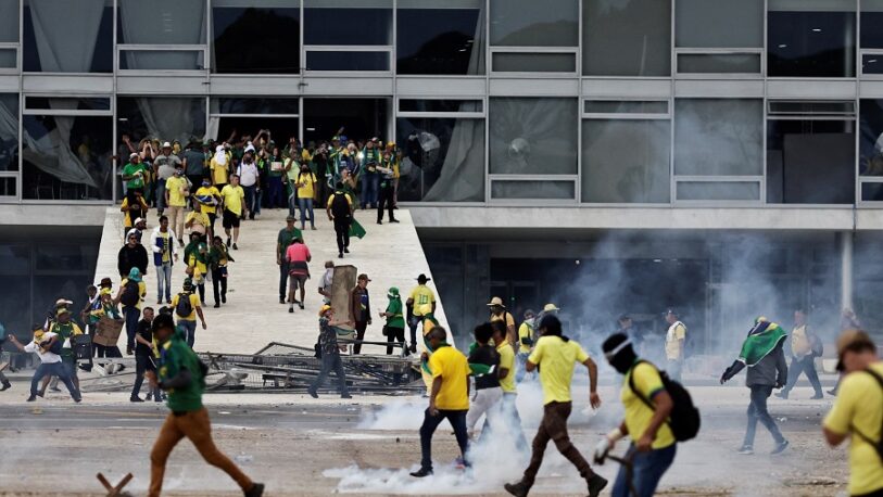 CAME repudia las acciones golpistas en Brasil