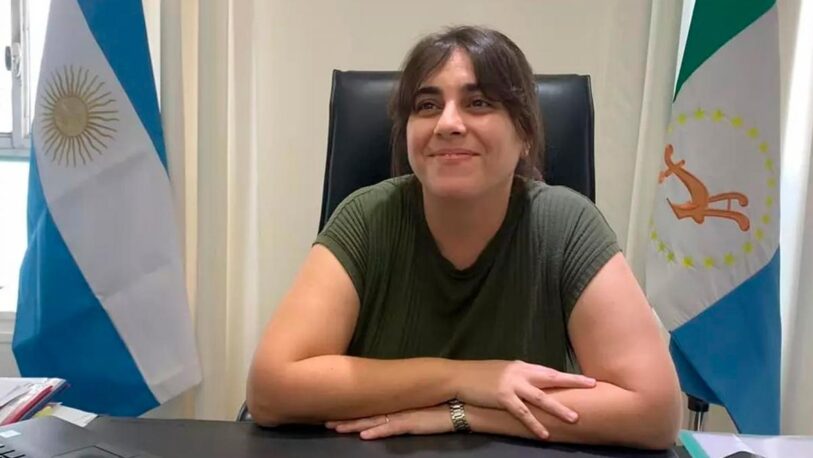 La ministra de Salud del Chaco fue mordida por una yarará y debieron internarla