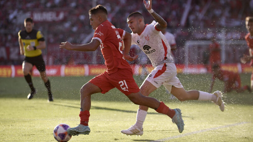 Independiente empató 2-2 con Instituto y suma 5 partidos sin ganar