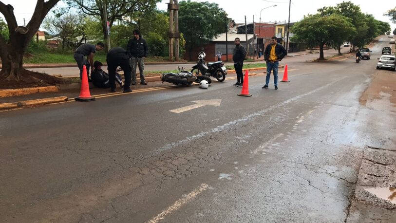Despiste de moto dejó una persona herida en Av. Cabo de Hornos