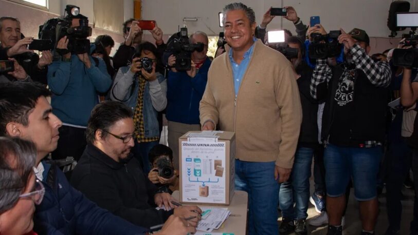 Batacazo en Neuquén: ganó el opositor Rolando Figueroa y terminó con 60 años de hegemonía del MPN