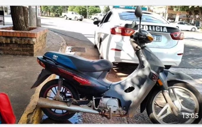 Delivery fue detenido por robar la rueda de otra moto