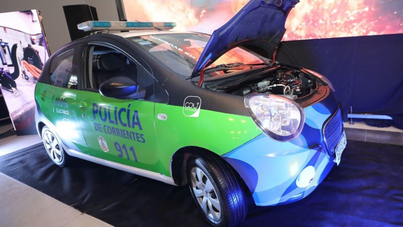 Crearon en Corrientes el primer auto eléctrico destinado a fuerzas policiales