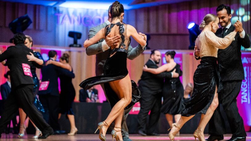 Bailarines misioneros buscarán obtener su lugar en las semifinales del Mundial de Tango