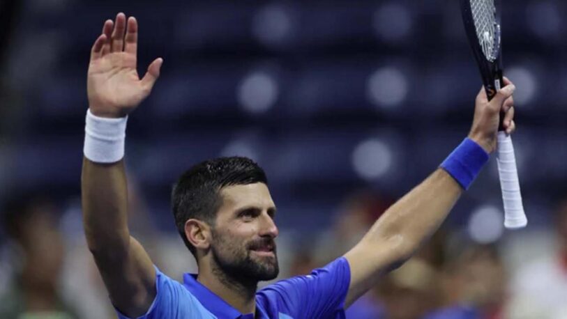 Djokovic debutó con un triunfo en el US Open y volvió a ser el número uno del mundo