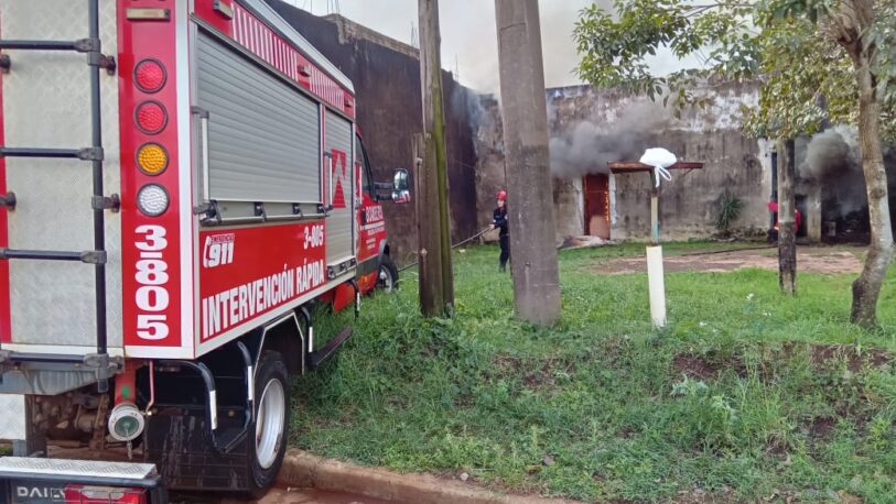 Dos mujeres heridas en el incendio de una vivienda en Bº Ñu Porá