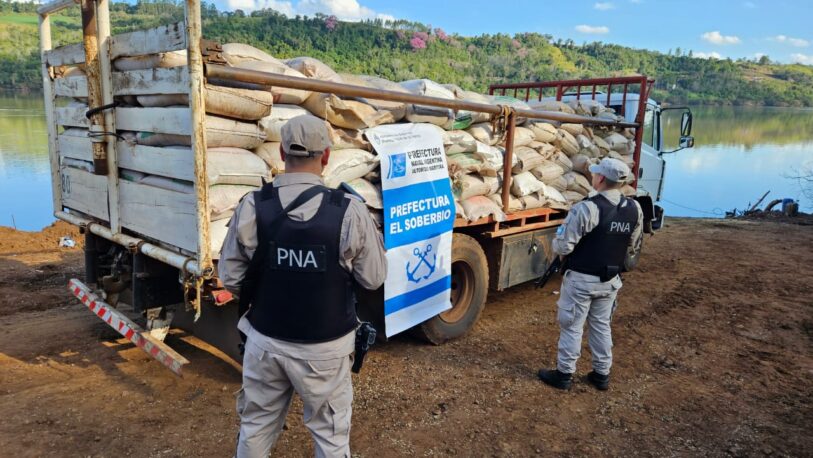 Prefectura secuestró más de 11 mil kilos de soja