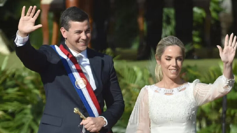 Santiago Peña asumió como presidente de Paraguay
