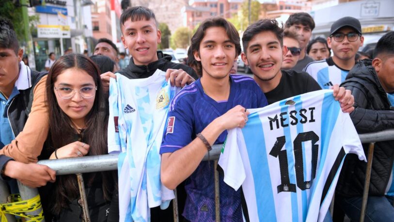 Clamor y emoción por Messi y Argentina en La Paz