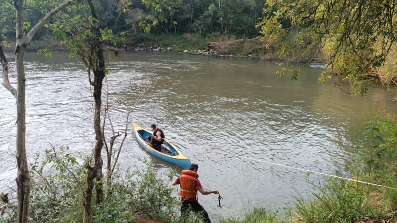 Buscan a un adolescente desaparecido en las aguas del arroyo Garuhapé