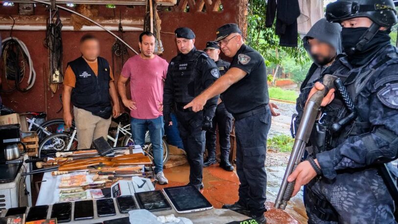Mega operativo en Posadas: desarticularon un búnker con armas de guerra, drogas y objetos robados