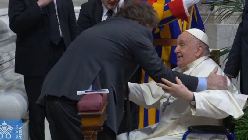 El saludo entre Milei y el Papa Francisco