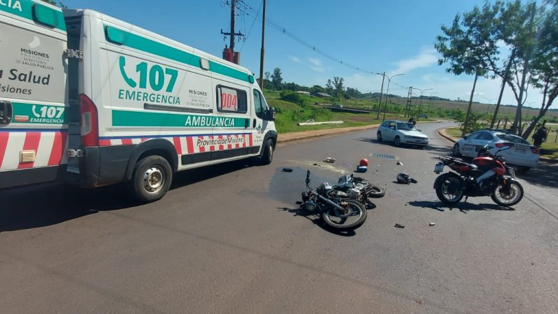 Cuatro heridos en un choque de motos