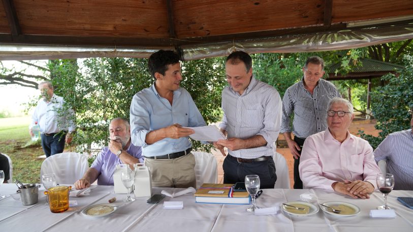 Encuentro bilateral en Iporá reúne a destacadas figuras políticas y empresariales