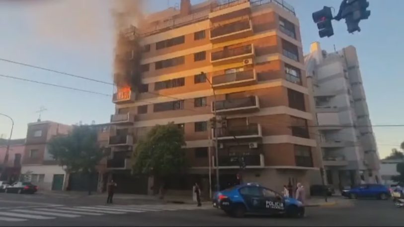 Explosión e incendio en un departamento por preparar un repelente casero