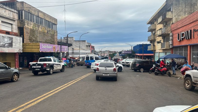 Continúa el conflicto policial con acampe y corte de avenidas en Posadas