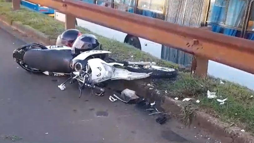 Pareja herida en el despiste de una moto en avenida Llamosas