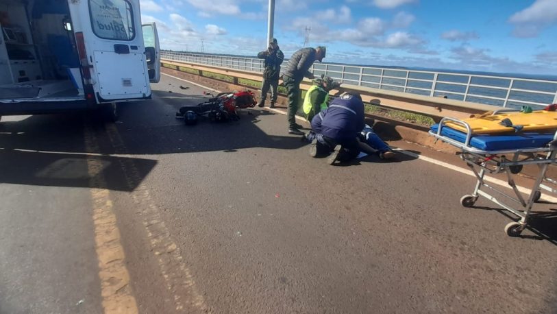 Motociclista herido en un choque en el puente internacional